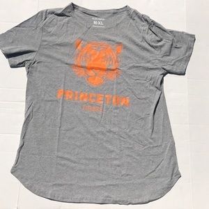 3/$25🍾🍾Alma Mater Princeton Tigers Gray Short Sleeve Top